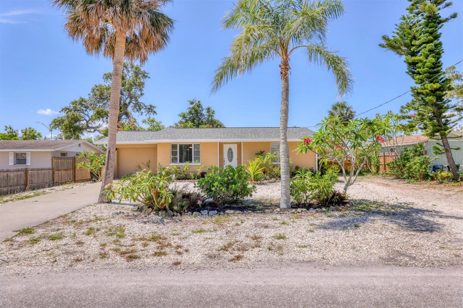 39 1ST AVE, ENGLEWOOD, FL, 34223
