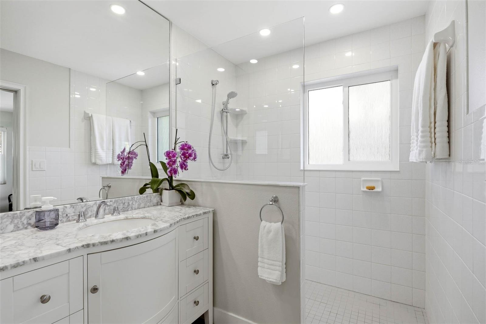 6311 BAHAMA SHORES DR S, ST PETERSBURG, FL, 33705