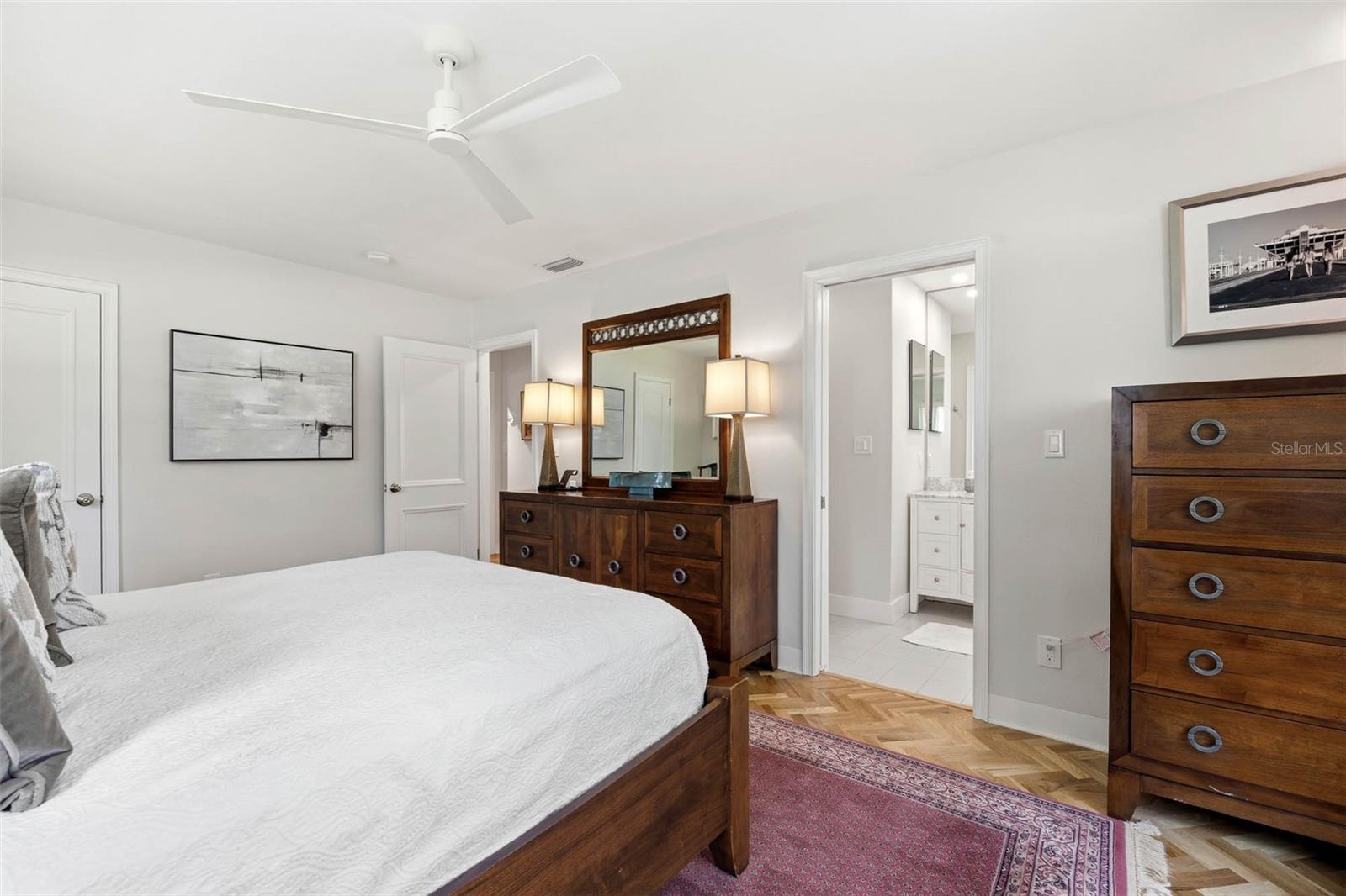 6311 BAHAMA SHORES DR S, ST PETERSBURG, FL, 33705