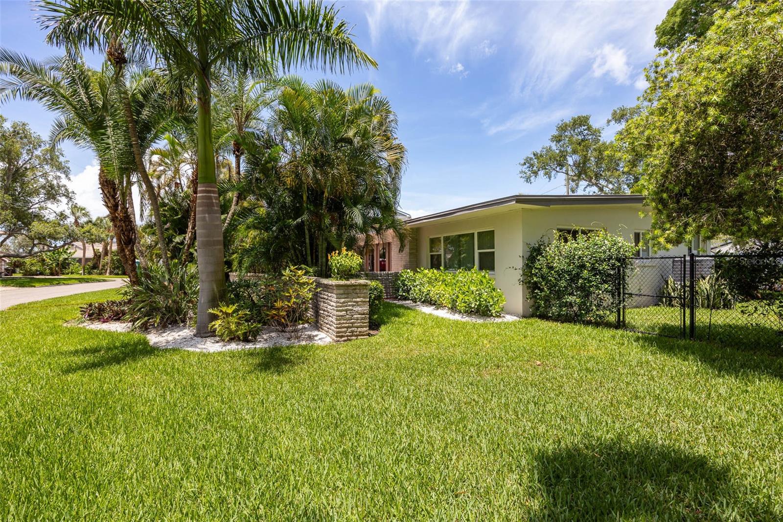 6311 BAHAMA SHORES DR S, ST PETERSBURG, FL, 33705