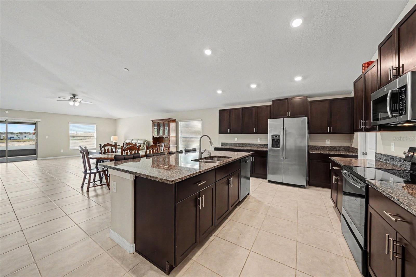 10829 CRUSHED GRAPE DR, RIVERVIEW, FL, 33578