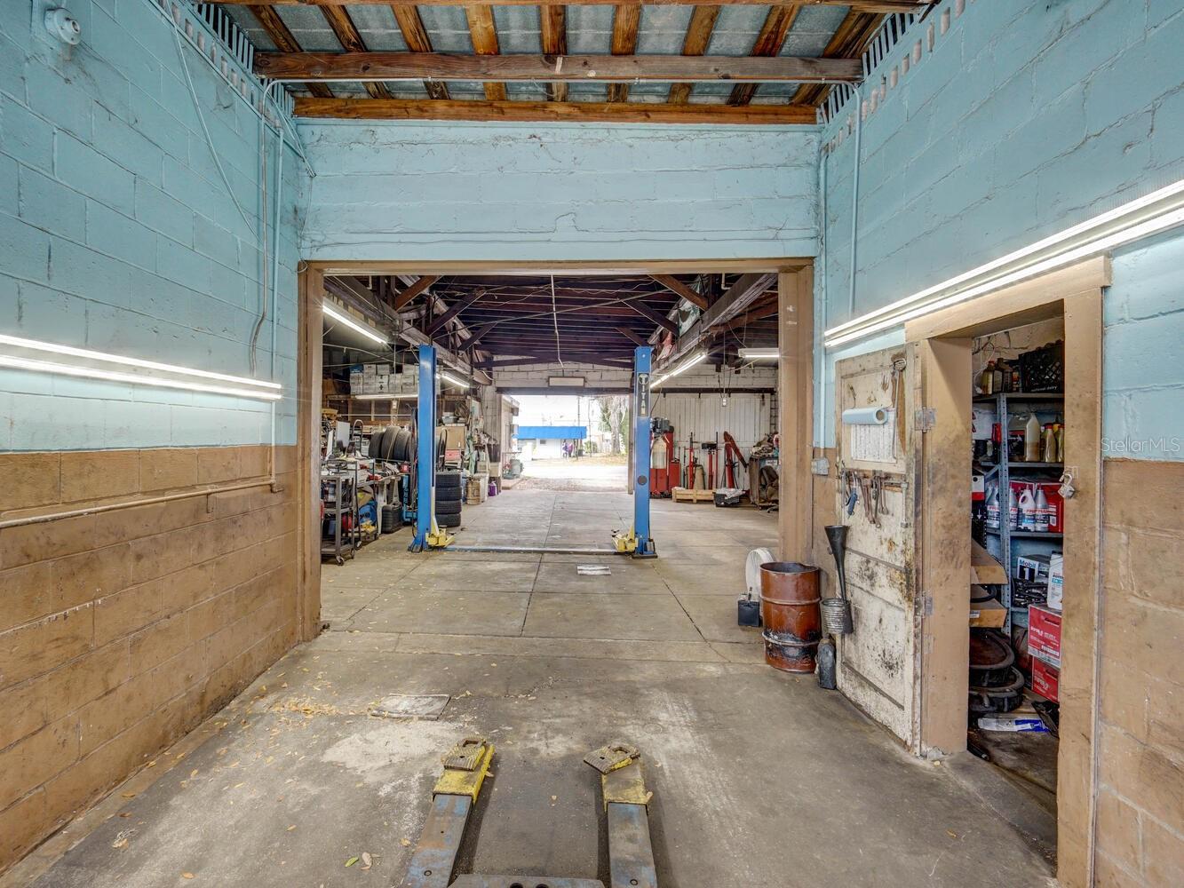 6118 GRAND BLVD, NEW PORT RICHEY, FL, 34652