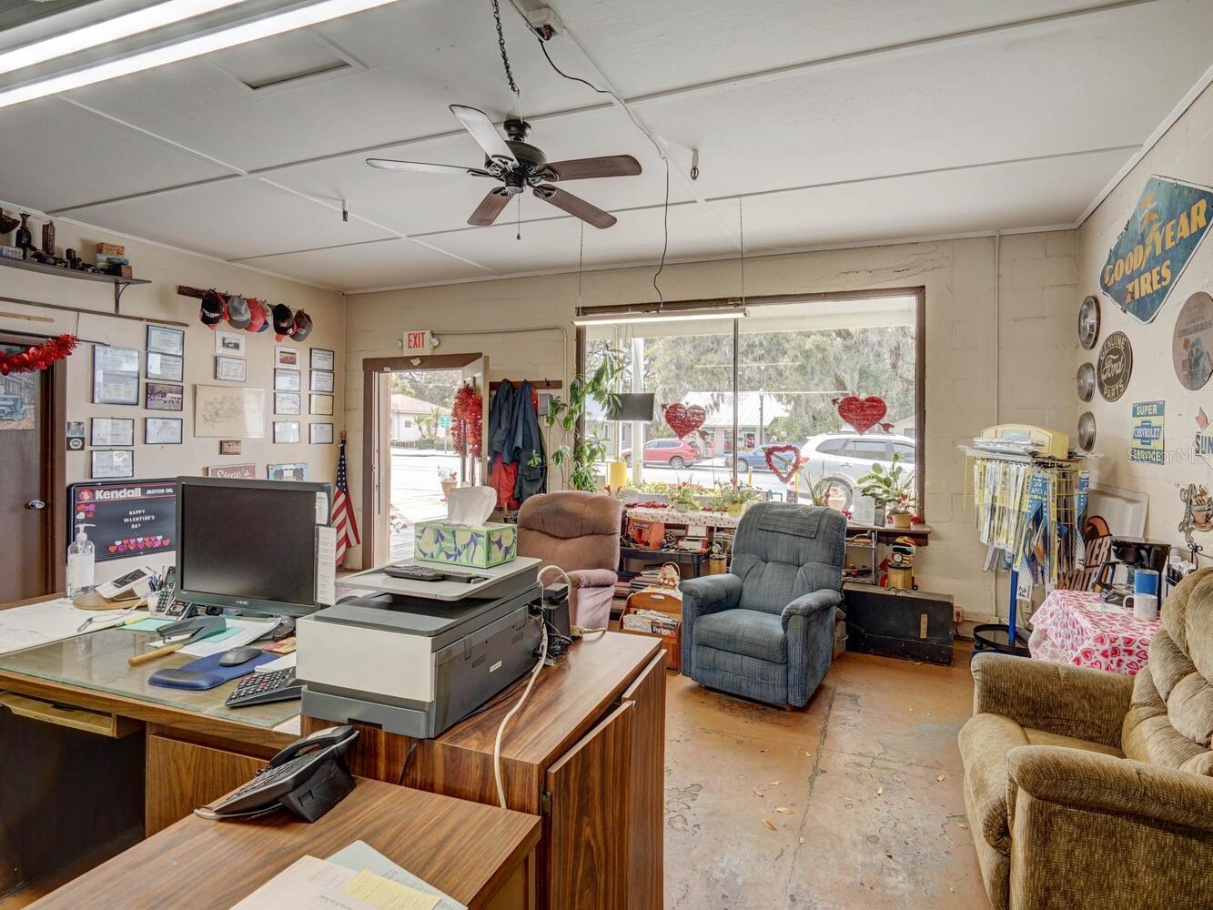6118 GRAND BLVD, NEW PORT RICHEY, FL, 34652