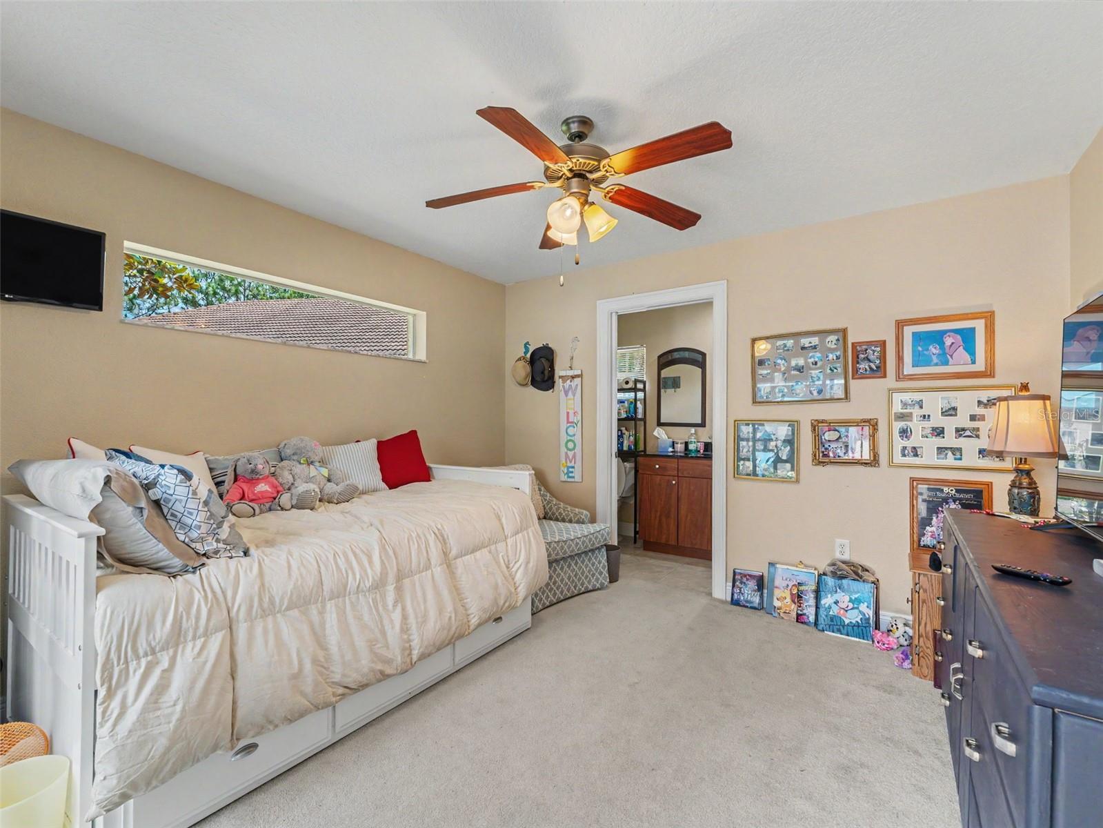 8910 JERICHO RD, WEEKI WACHEE, FL, 34613