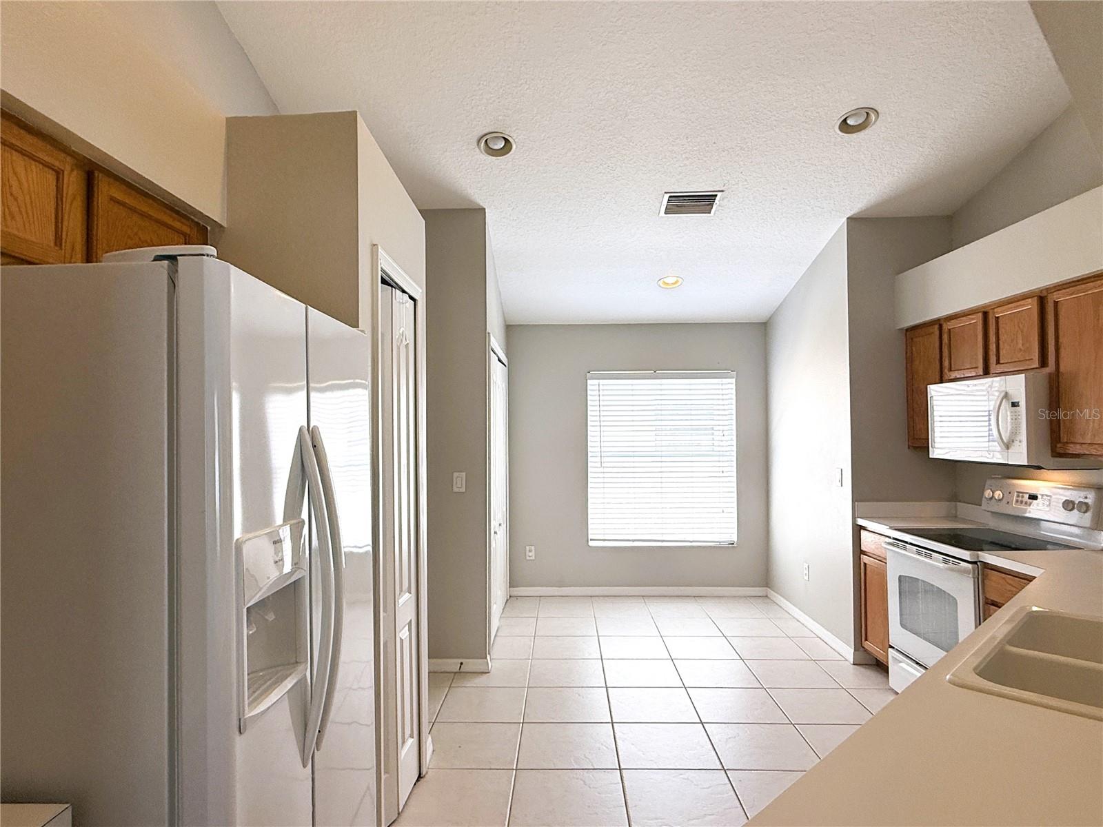 2345 ROANOKE SPRINGS DR, RUSKIN, FL, 33570