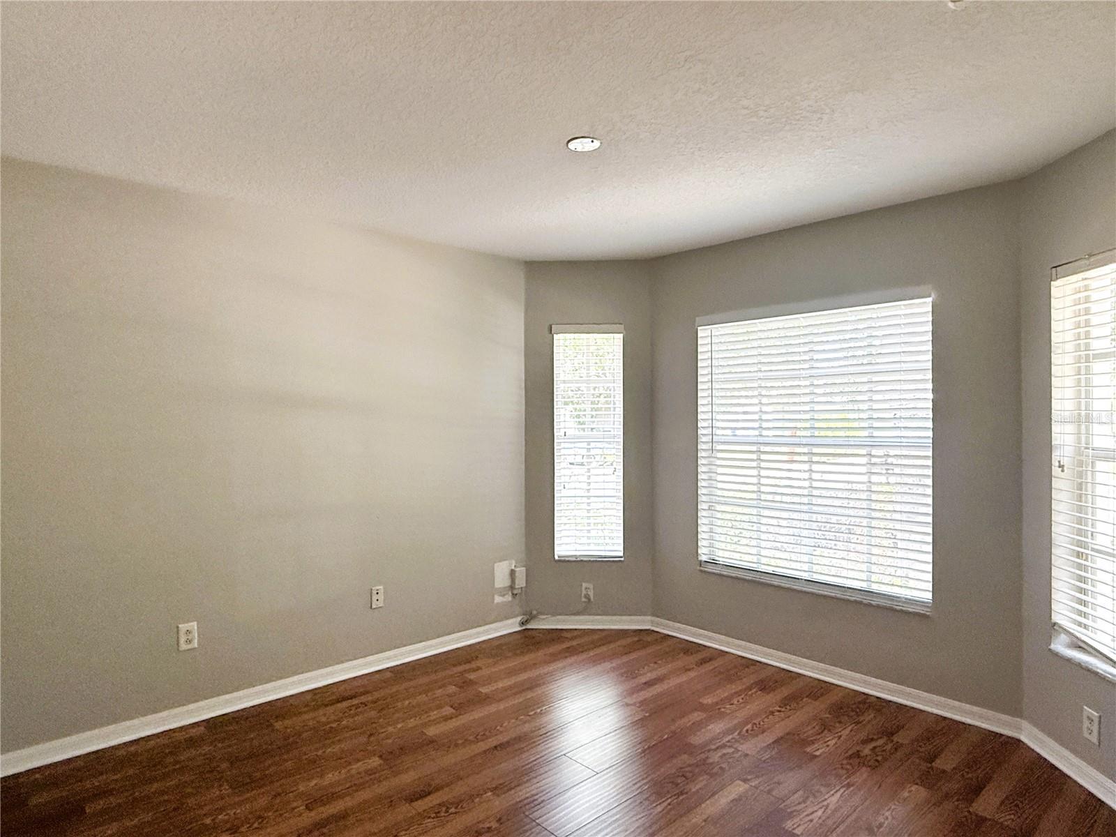 2345 ROANOKE SPRINGS DR, RUSKIN, FL, 33570