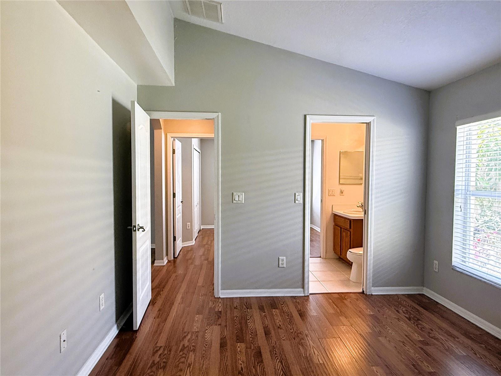 2345 ROANOKE SPRINGS DR, RUSKIN, FL, 33570