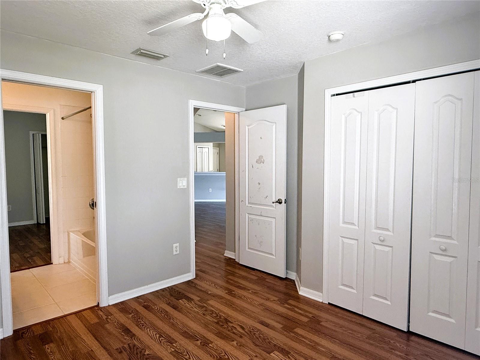 2345 ROANOKE SPRINGS DR, RUSKIN, FL, 33570