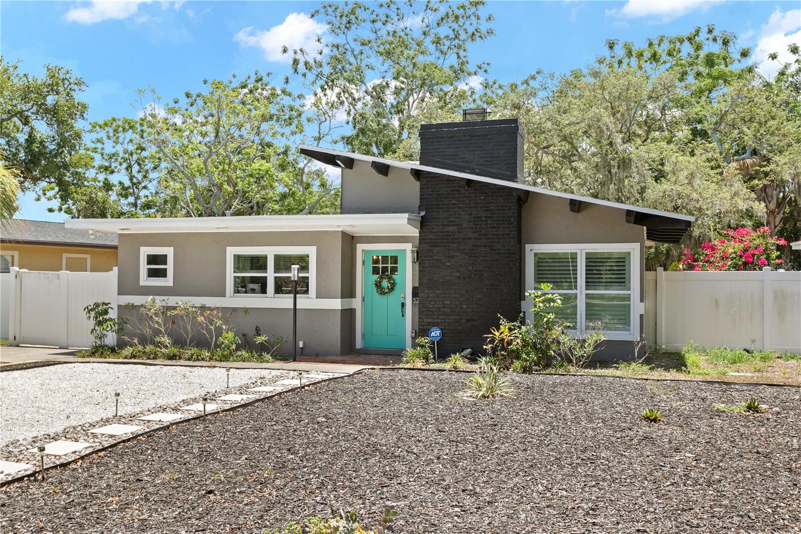 520 LAKE MAGGIORE BLVD S, ST PETERSBURG, FL, 33705