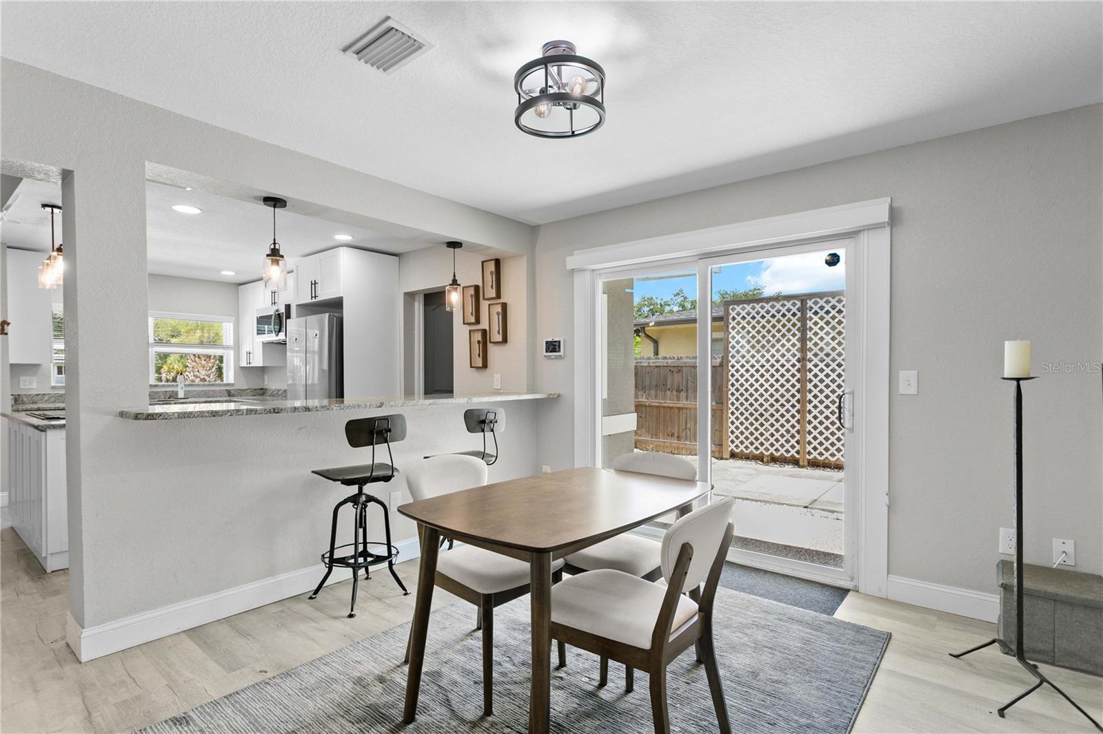 520 LAKE MAGGIORE BLVD S, ST PETERSBURG, FL, 33705