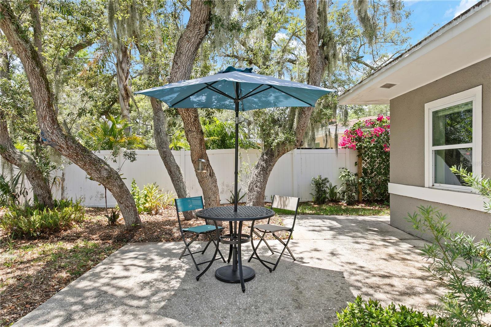 520 LAKE MAGGIORE BLVD S, ST PETERSBURG, FL, 33705