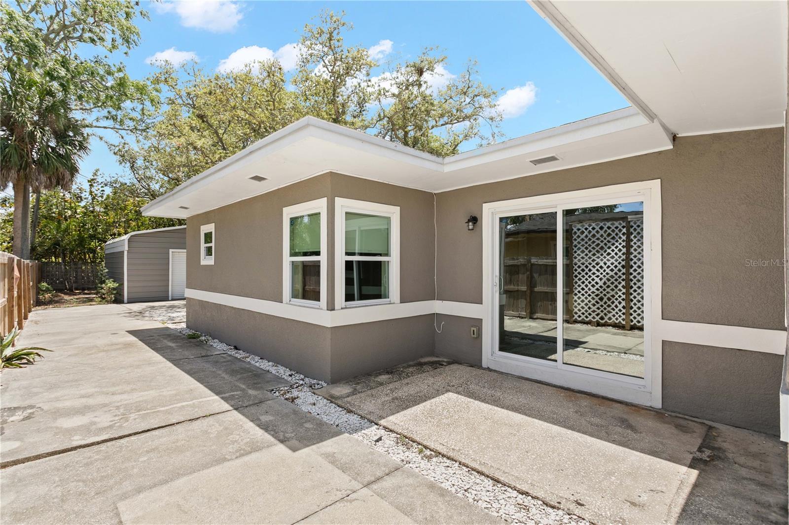 520 LAKE MAGGIORE BLVD S, ST PETERSBURG, FL, 33705