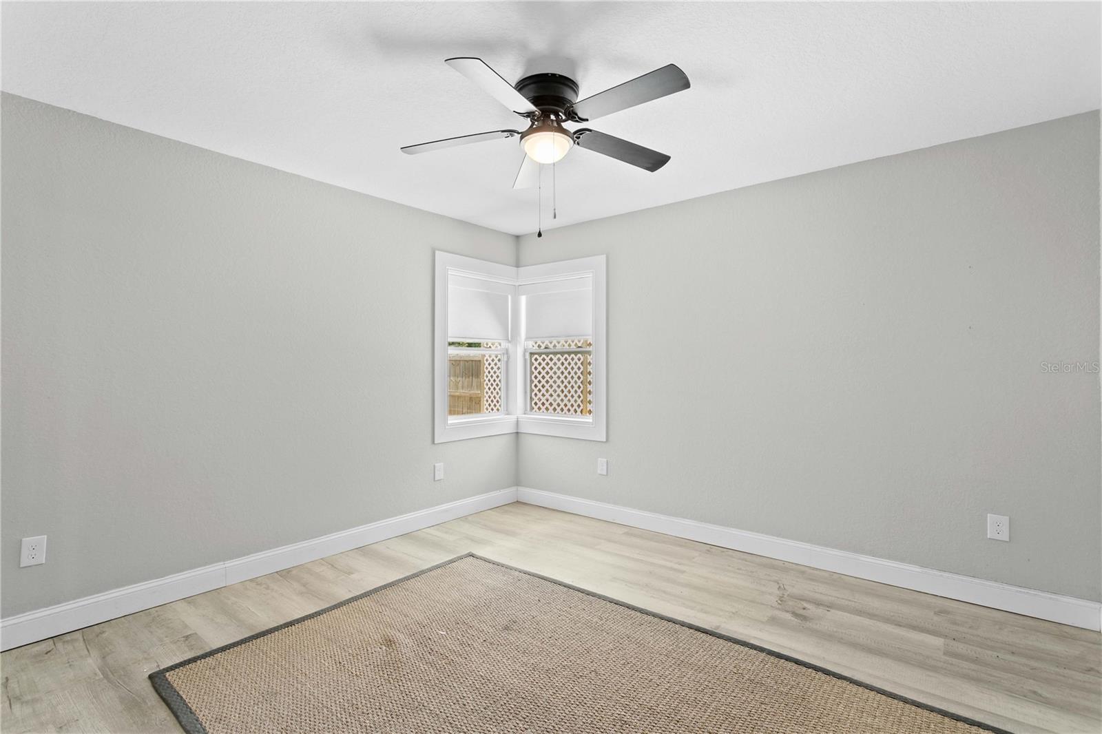 520 LAKE MAGGIORE BLVD S, ST PETERSBURG, FL, 33705