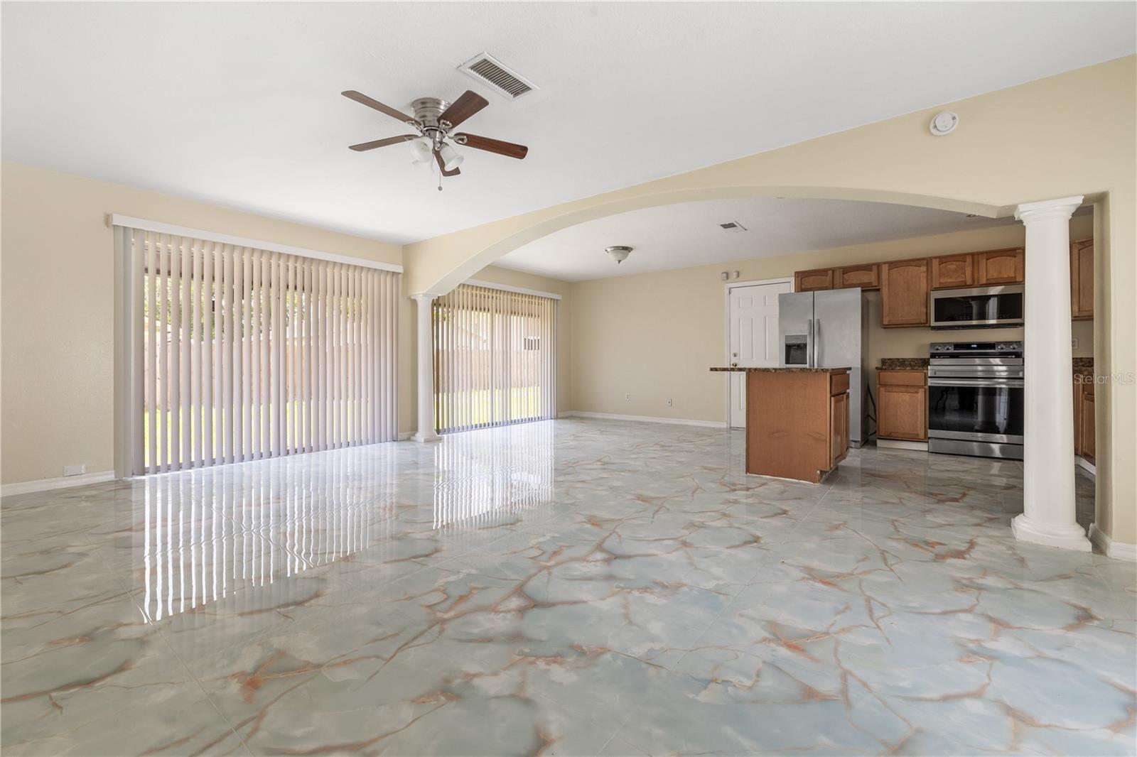 8517 RENALD BLVD, TAMPA, FL, 33637