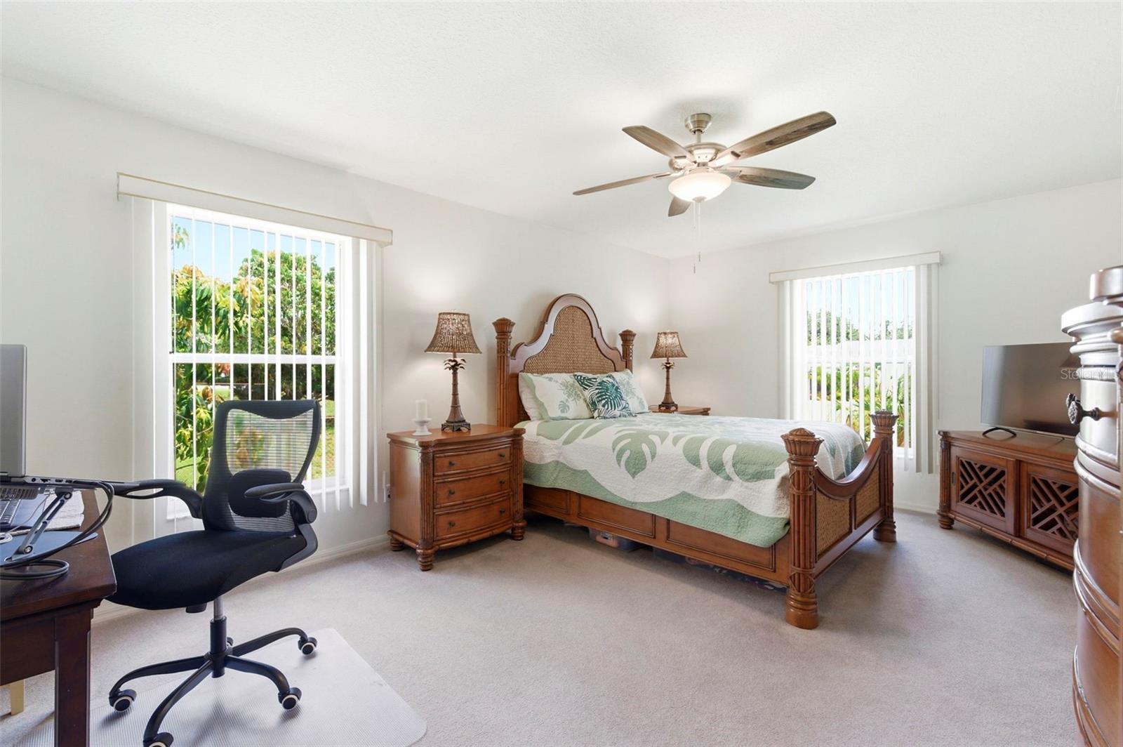 30 GLADES AVE, TARPON SPRINGS, FL, 34689