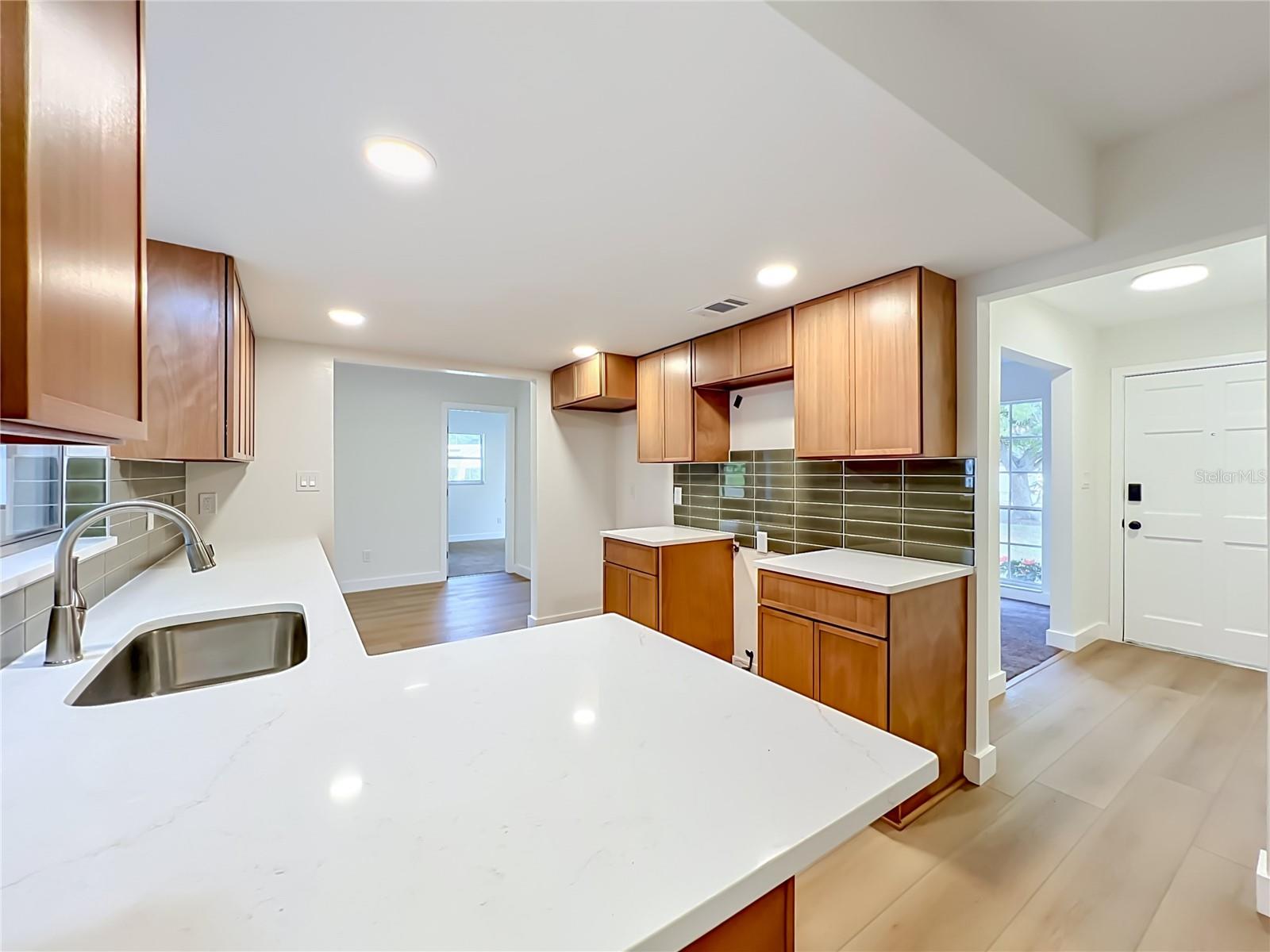 124 HOLLYHOCK DR, ALTAMONTE SPRINGS, FL, 32701
