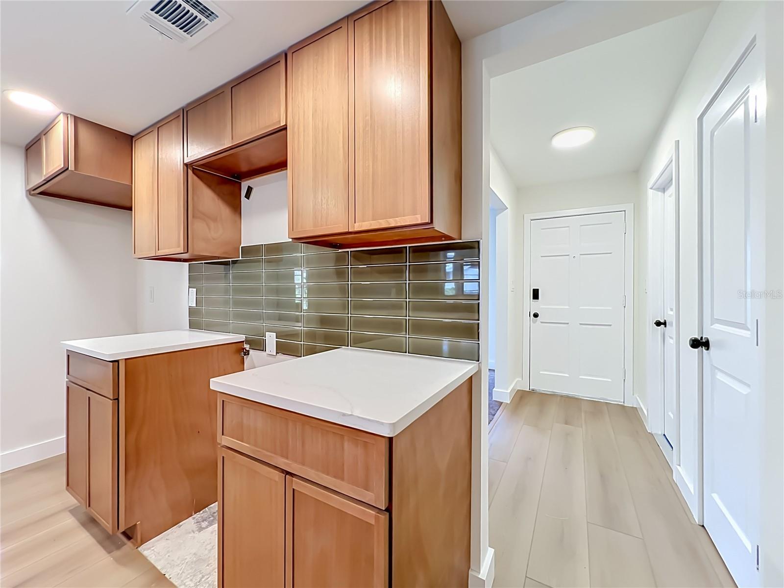 124 HOLLYHOCK DR, ALTAMONTE SPRINGS, FL, 32701
