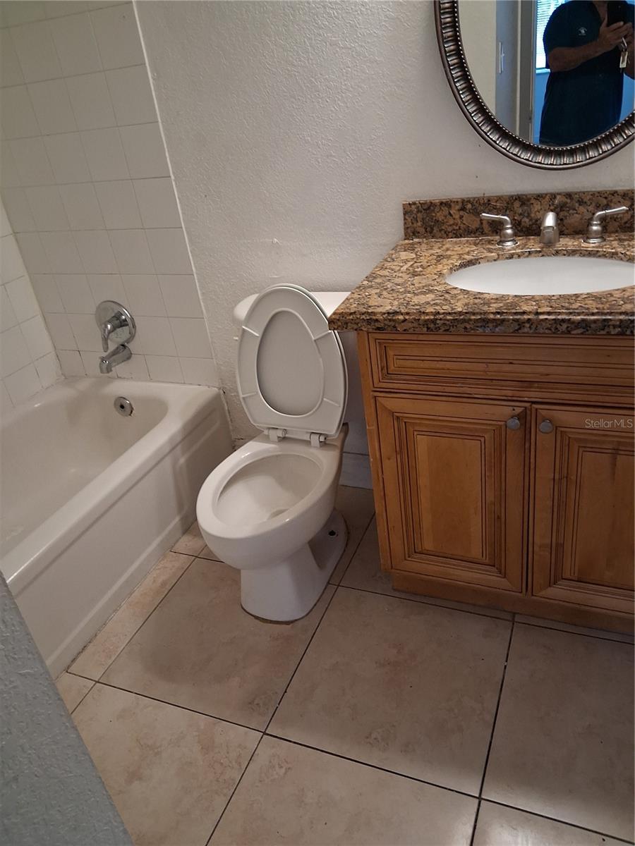 4733 S TEXAS AVE #4733B, ORLANDO, FL, 32839
