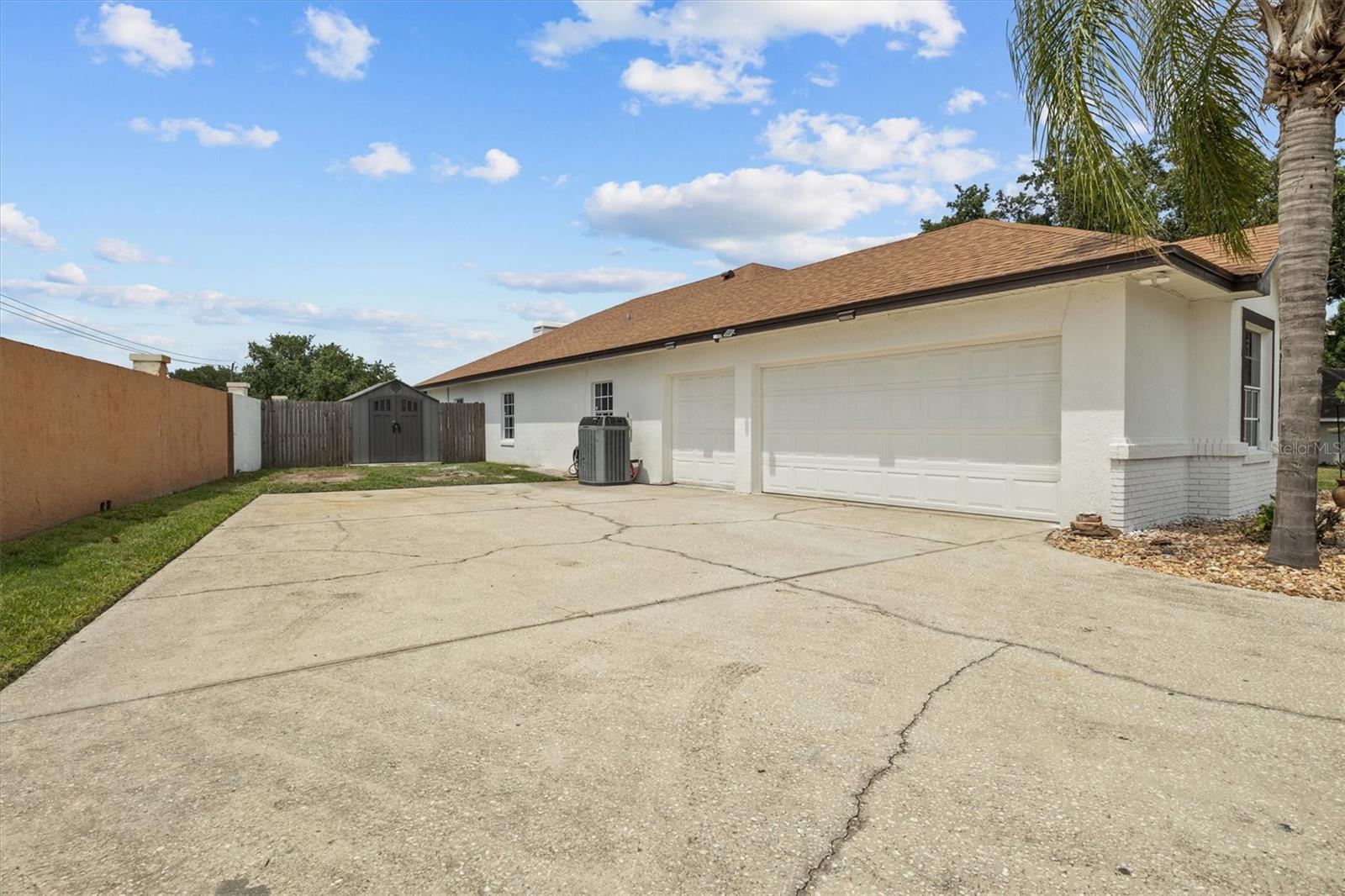 2881 CHATSWORTH LN, LAKELAND, FL, 33812