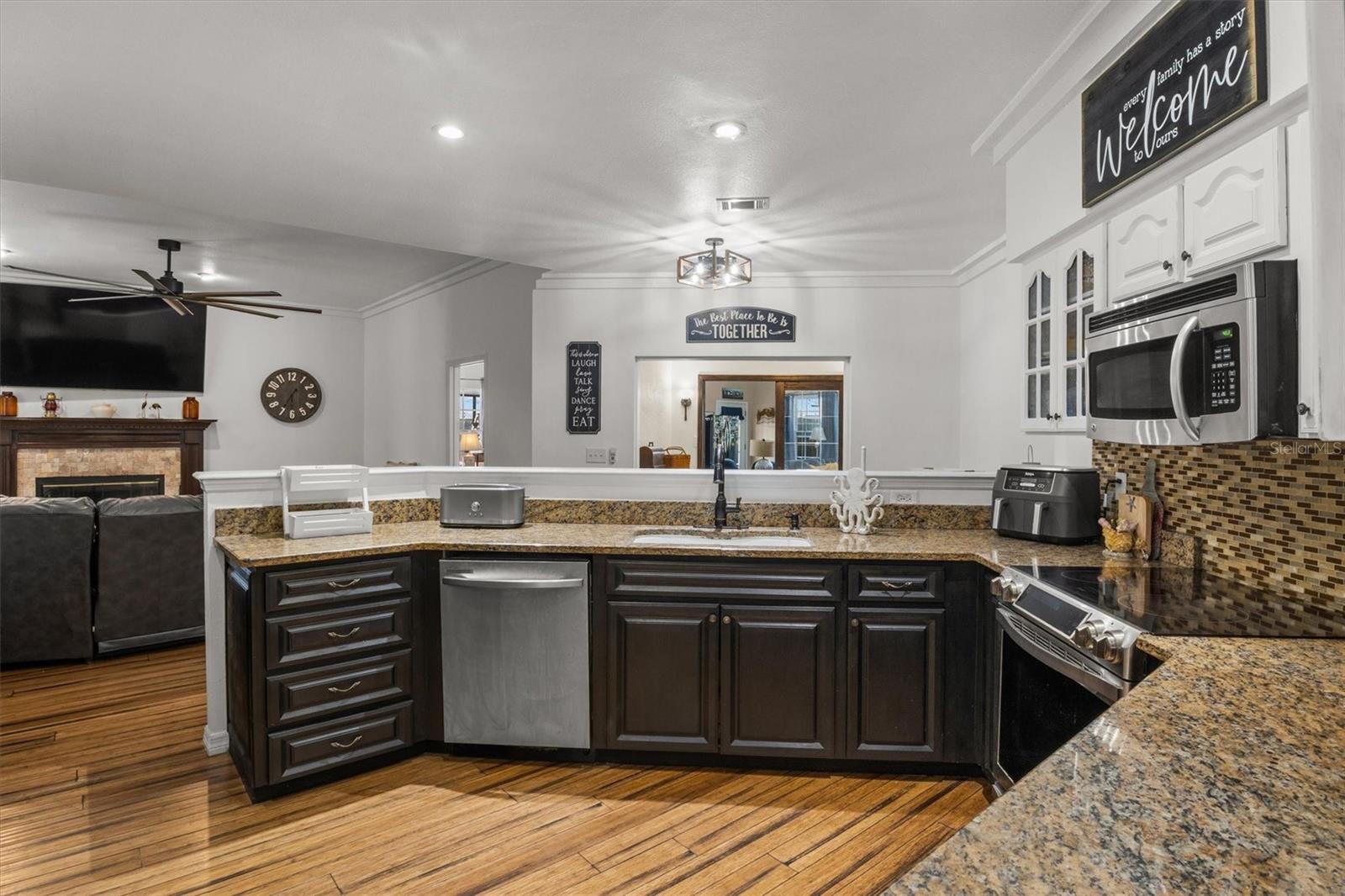 2881 CHATSWORTH LN, LAKELAND, FL, 33812