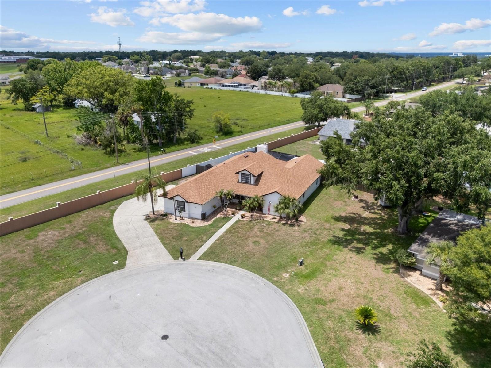 2881 CHATSWORTH LN, LAKELAND, FL, 33812