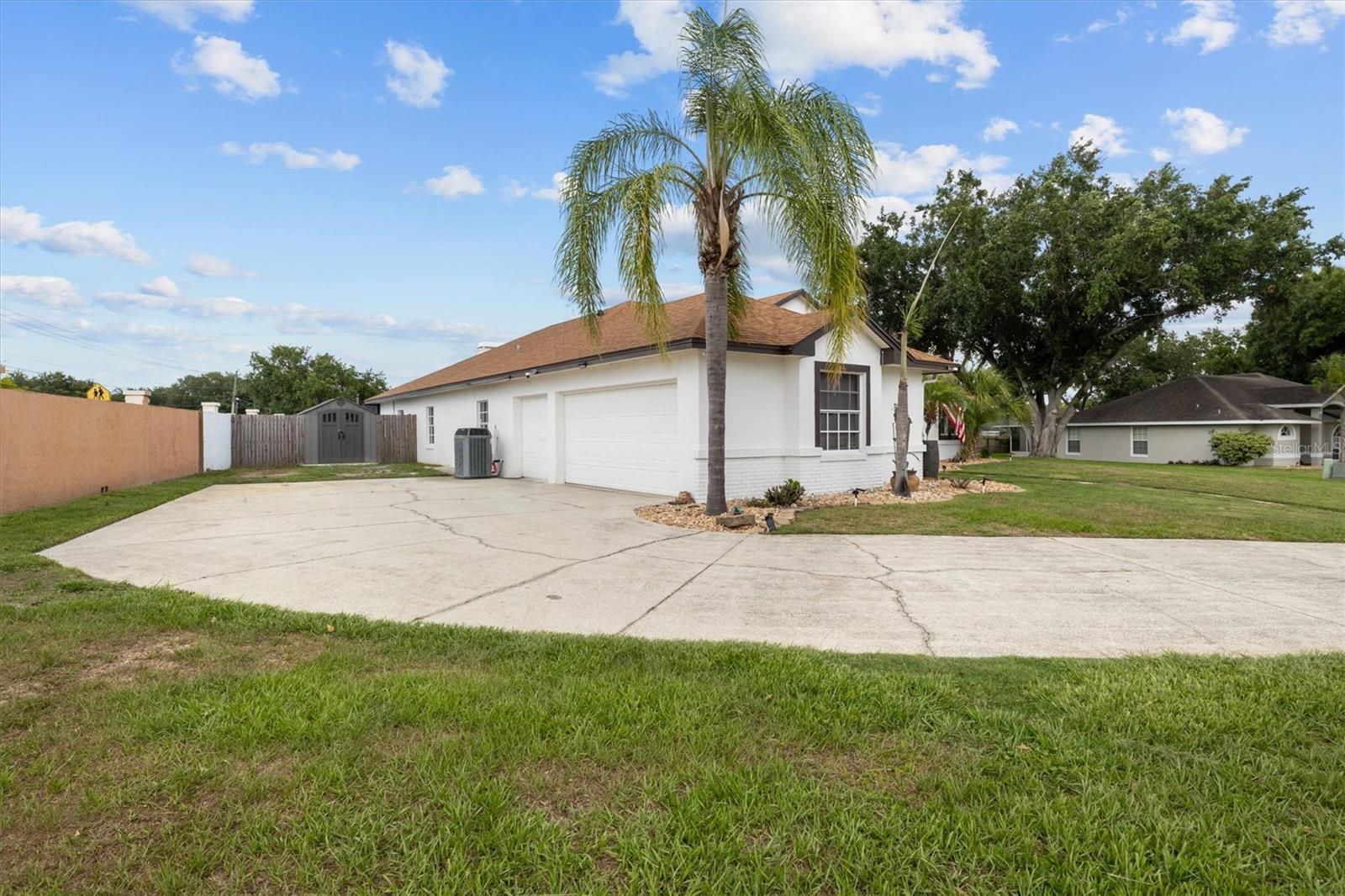 2881 CHATSWORTH LN, LAKELAND, FL, 33812