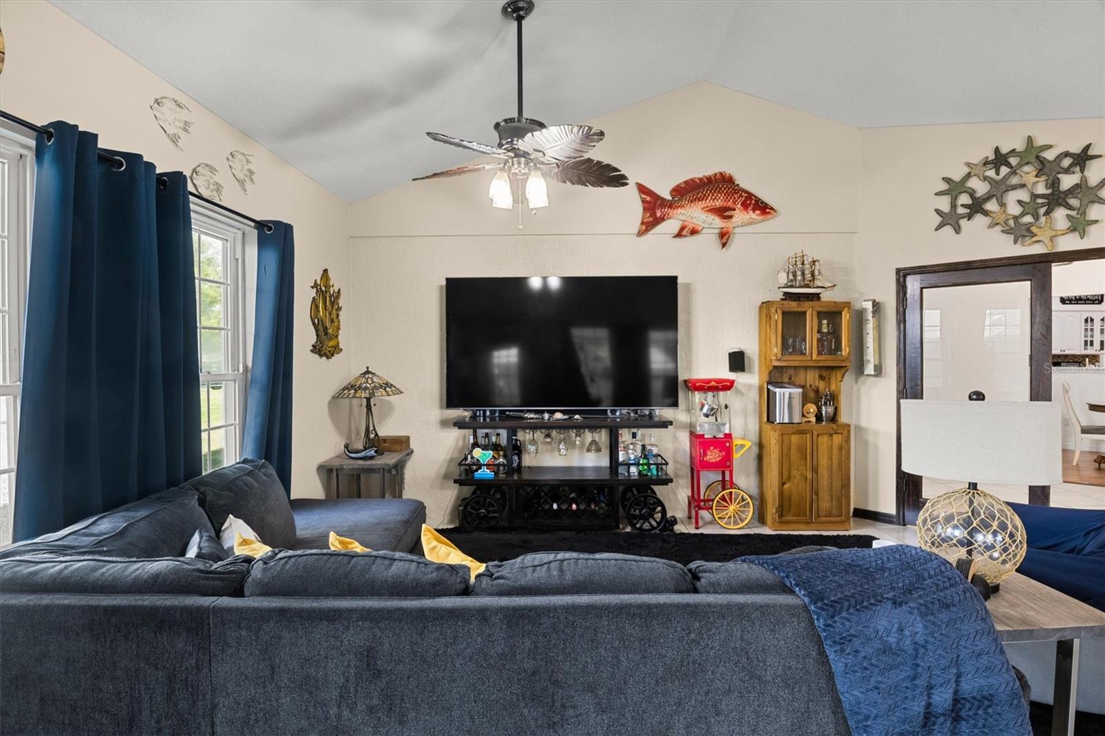 2881 CHATSWORTH LN, LAKELAND, FL, 33812