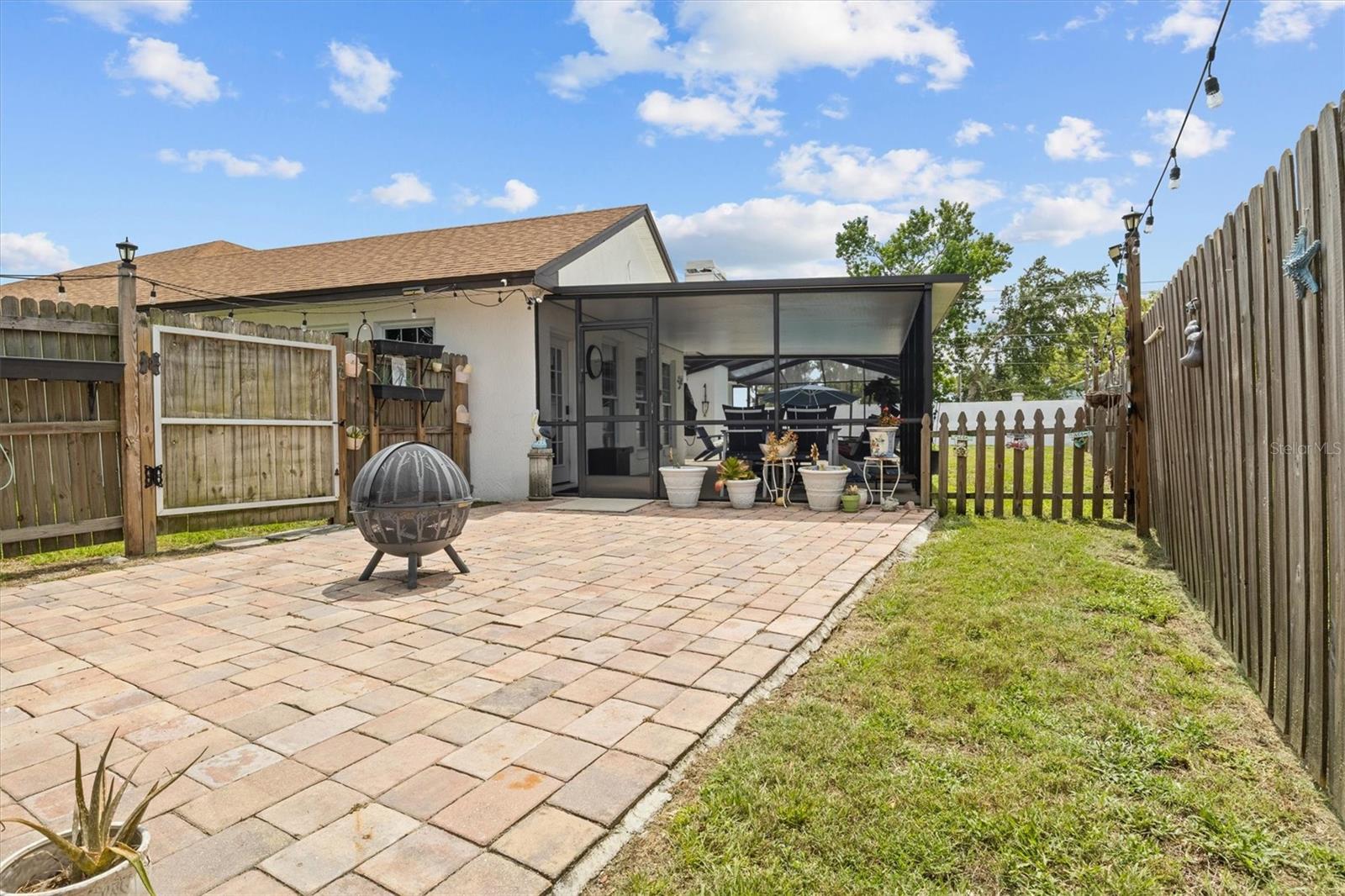 2881 CHATSWORTH LN, LAKELAND, FL, 33812