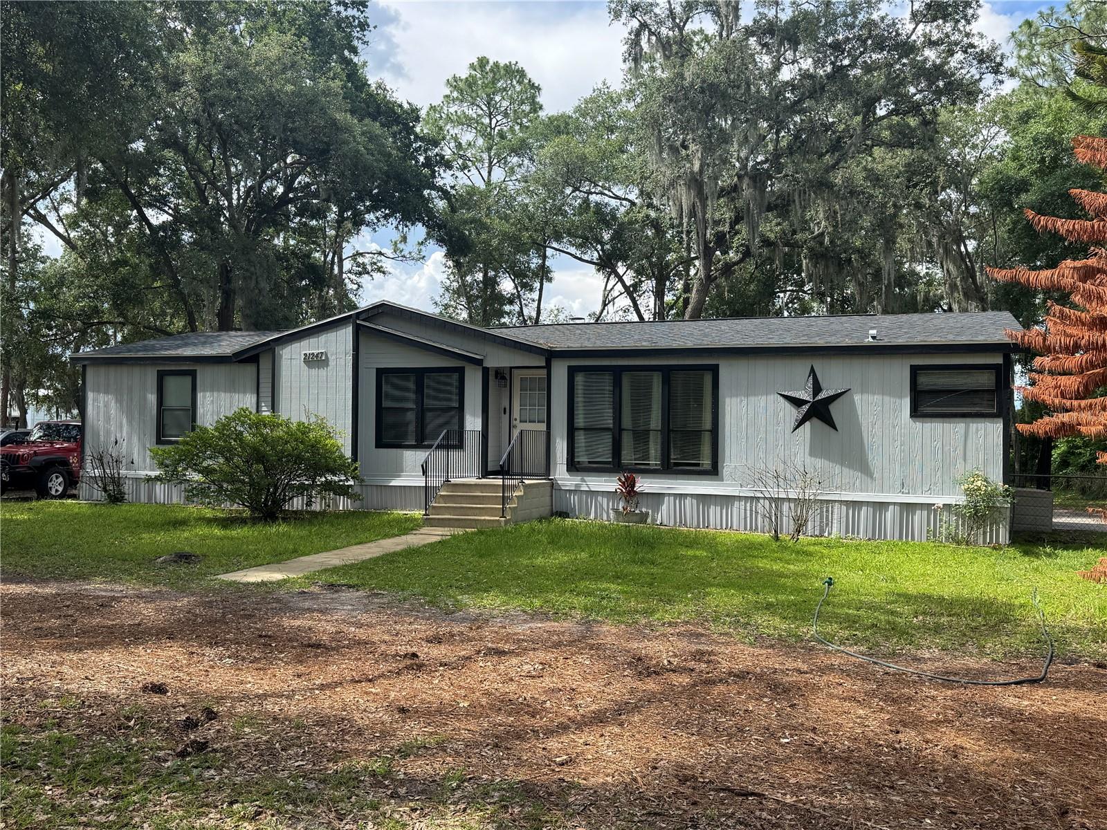 21247 ORANGE CT, MOUNT DORA, FL, 32757