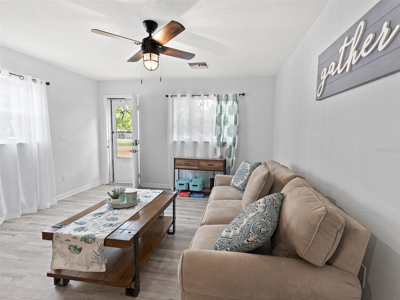7206 SCHERING ST, WEEKI WACHEE, FL, 34613