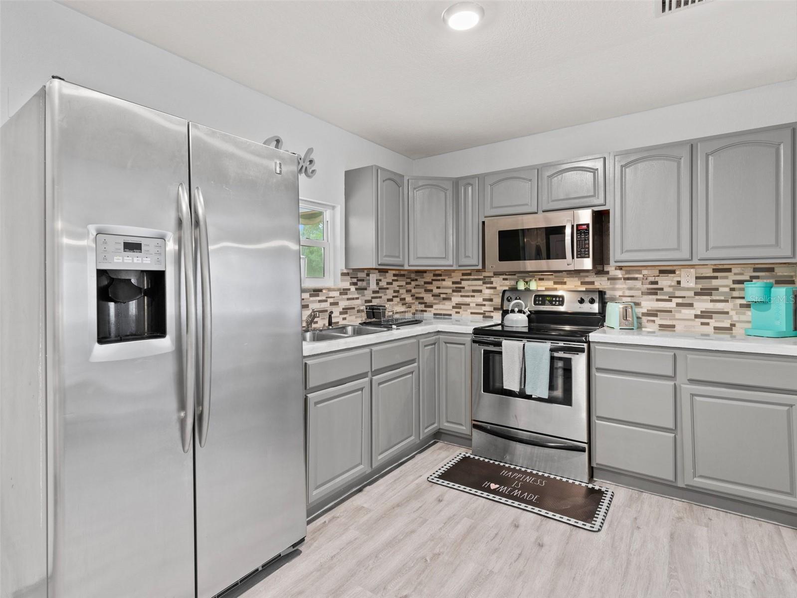 7206 SCHERING ST, WEEKI WACHEE, FL, 34613