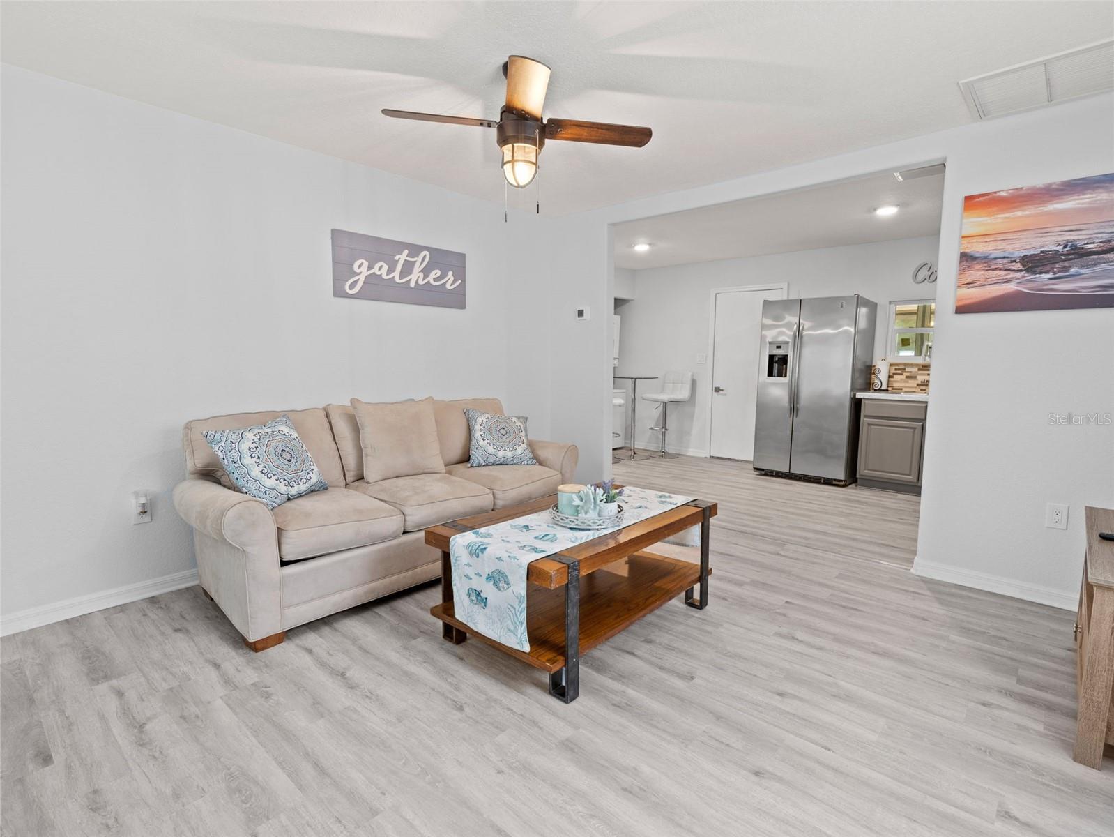 7206 SCHERING ST, WEEKI WACHEE, FL, 34613