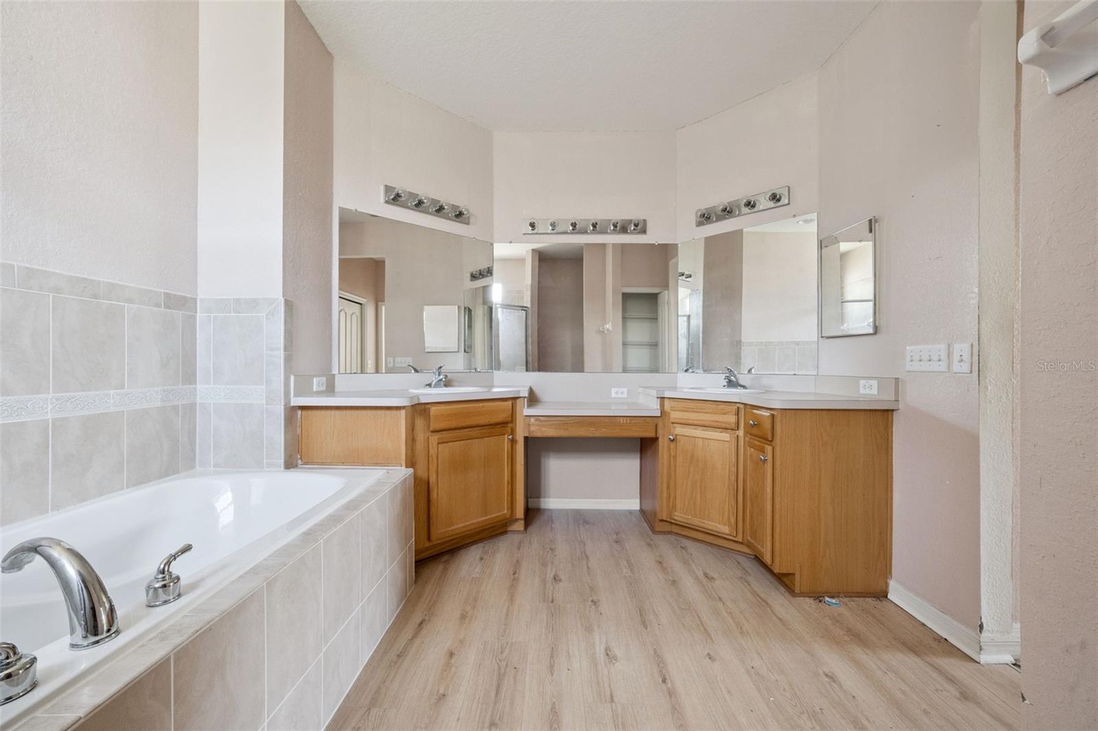 7055 HEATHERBROOK DR, LAKELAND, FL, 33809