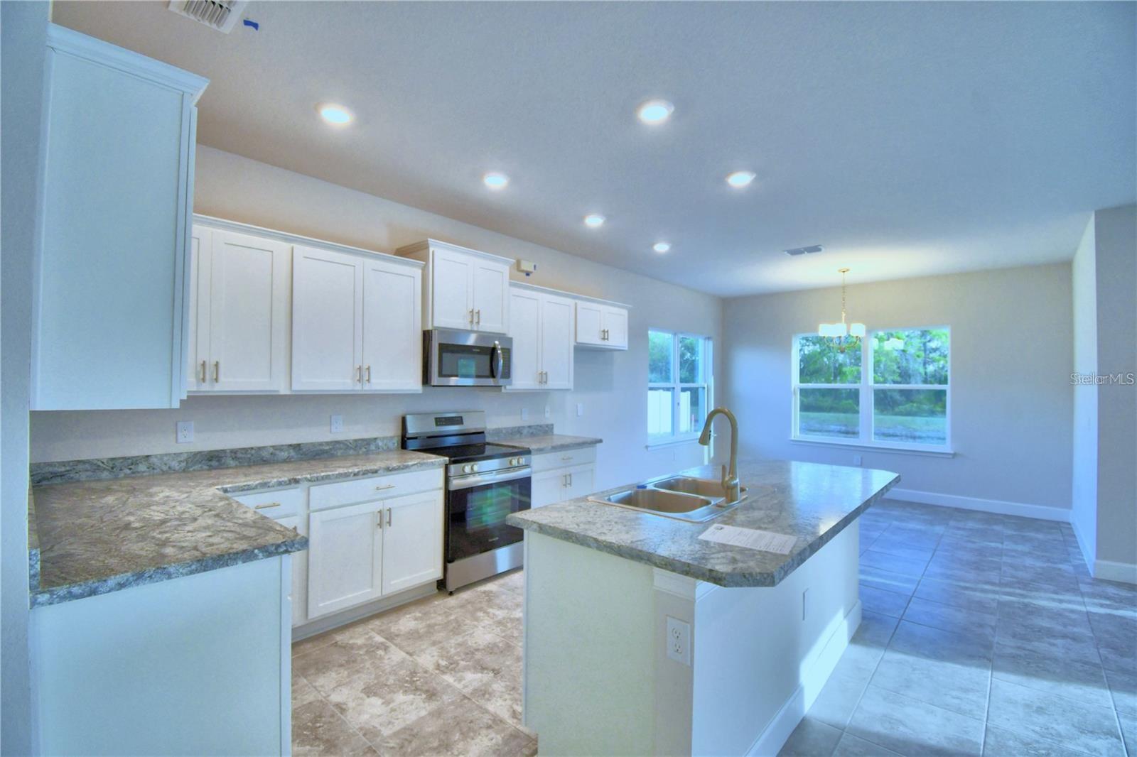 906 SOFIA LN, DAVENPORT, FL, 33837