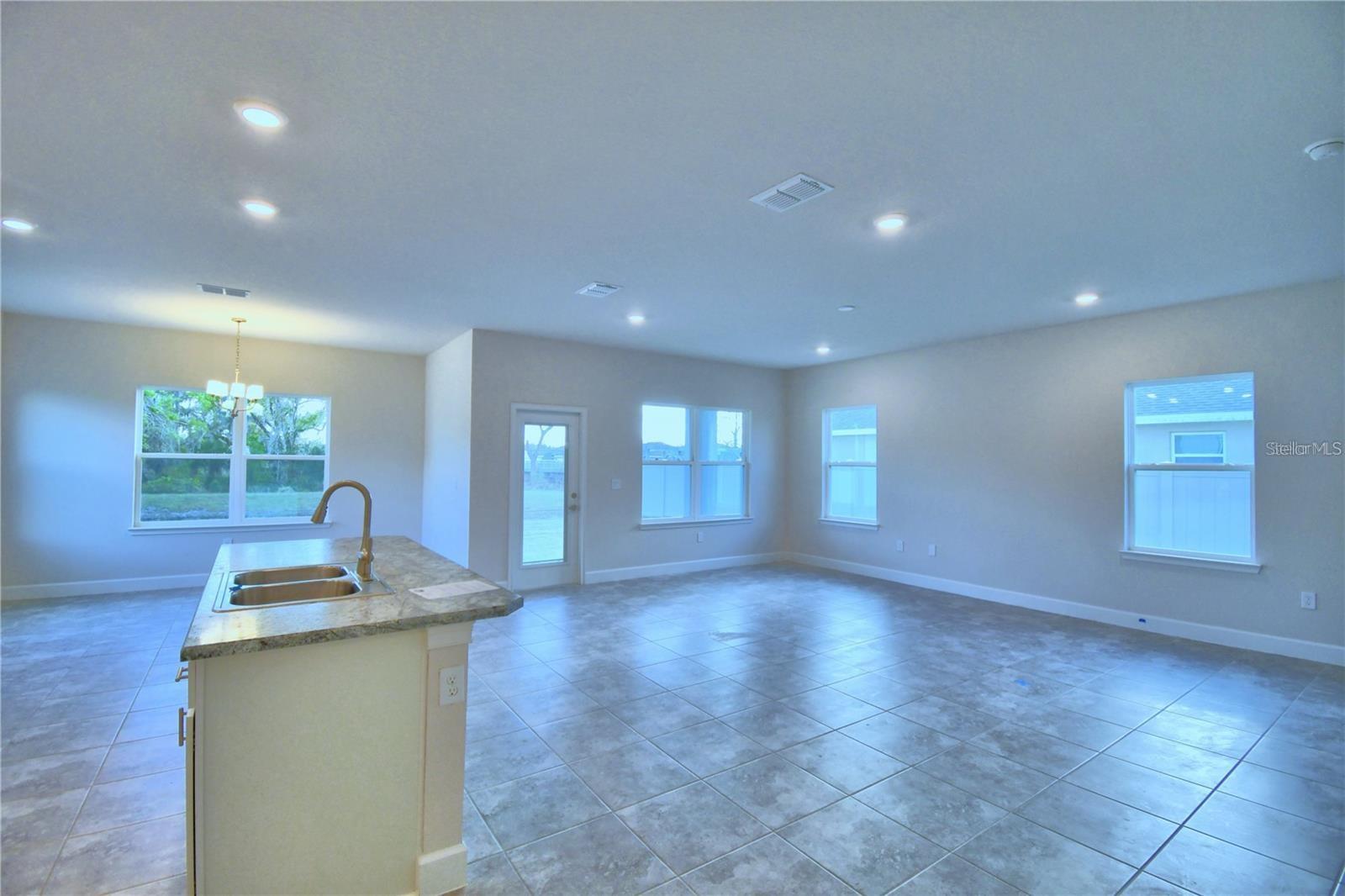 906 SOFIA LN, DAVENPORT, FL, 33837