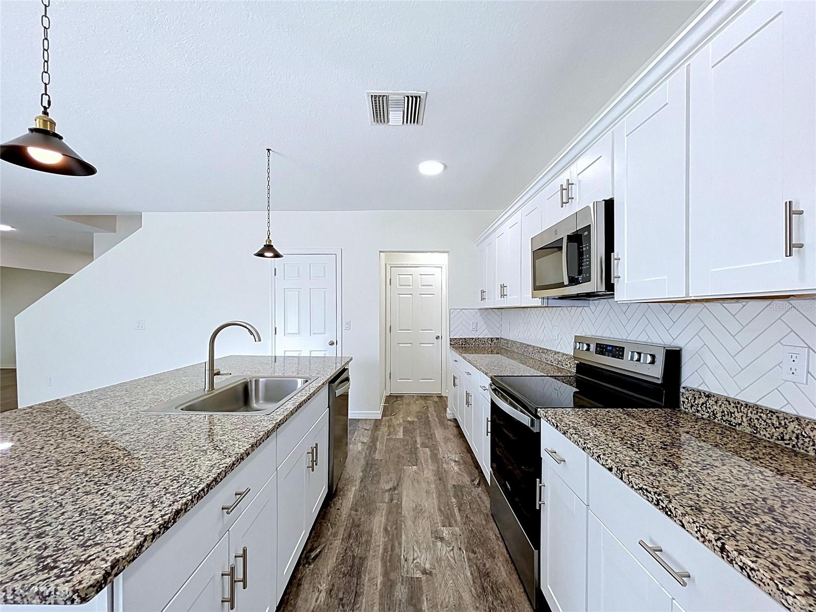 1396 AXEL CIR, WINTER HAVEN, FL, 33880