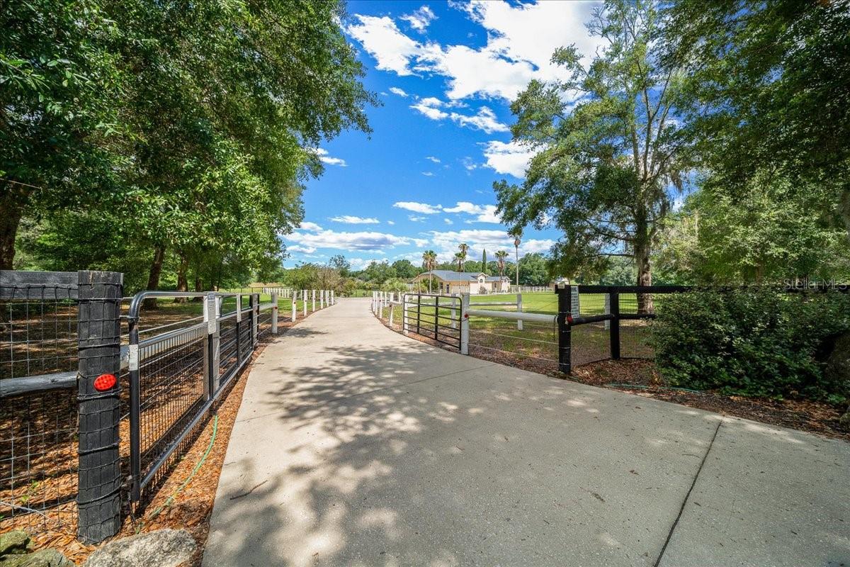 15610 S HIGHWAY 475, SUMMERFIELD, FL, 34491