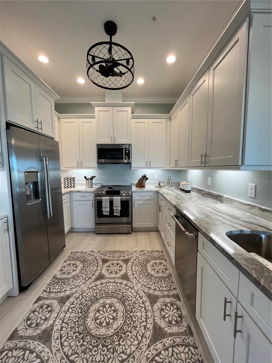 7930 34TH AVE W #303, BRADENTON, FL, 34209
