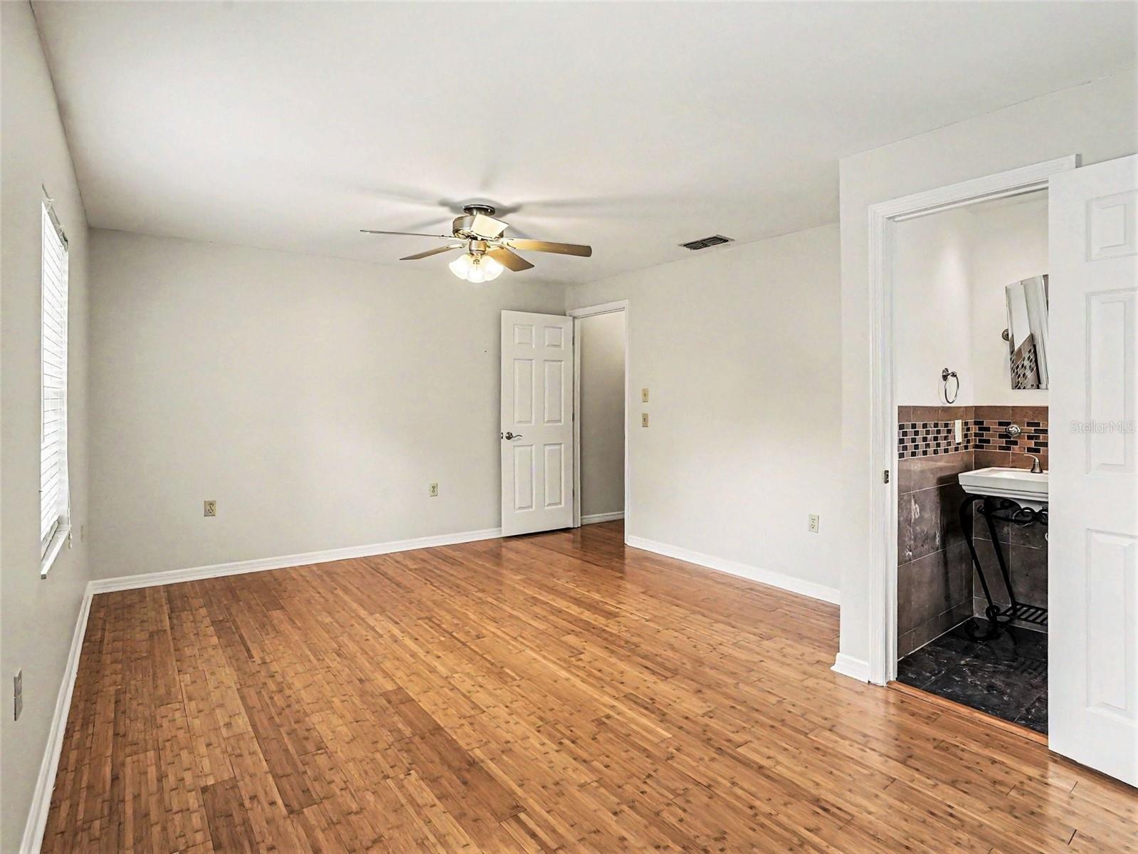 2711 E CHURCH ST, ORLANDO, FL, 32803
