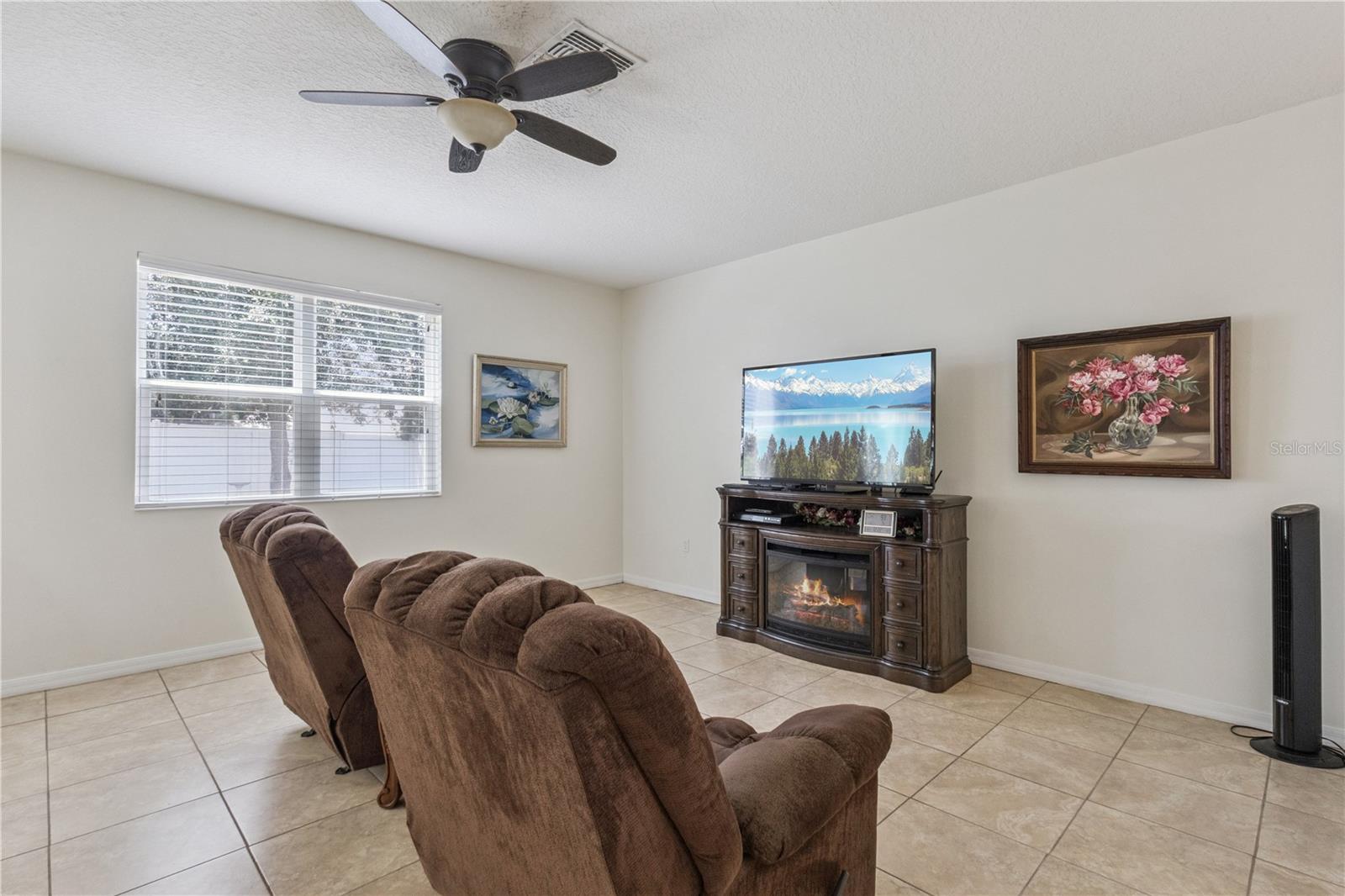 1572 AUBURN HILLS CT, TAVARES, FL, 32778