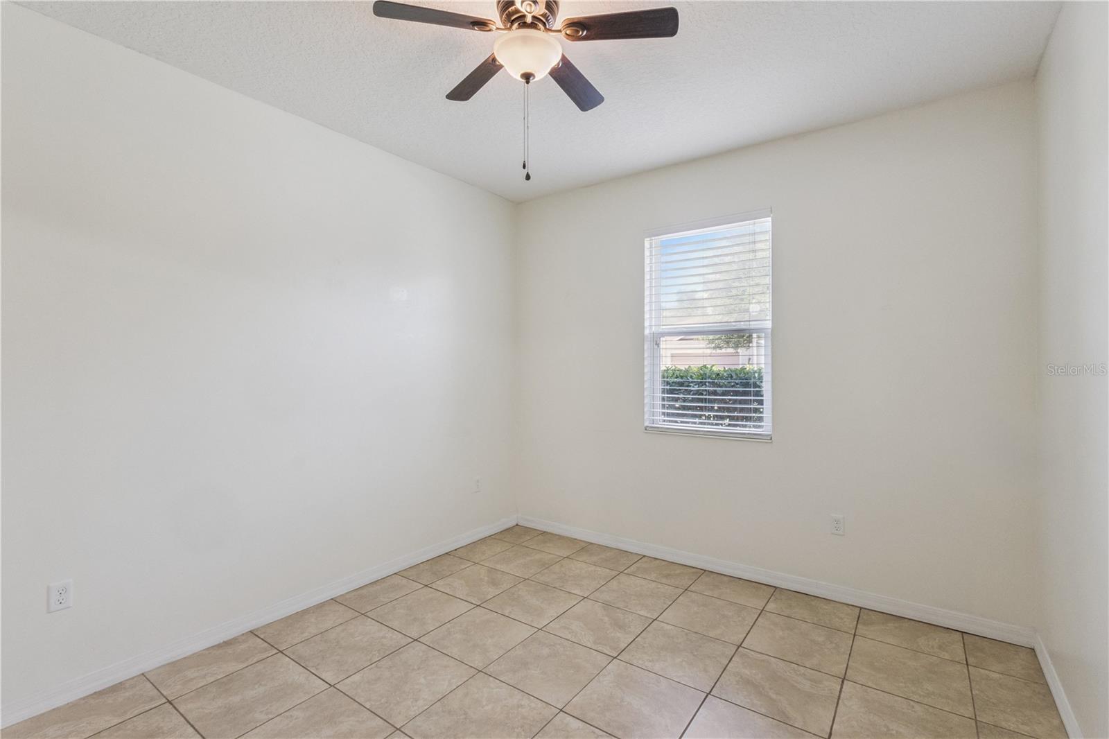 1572 AUBURN HILLS CT, TAVARES, FL, 32778