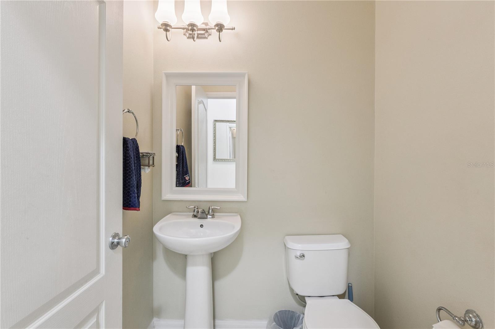1572 AUBURN HILLS CT, TAVARES, FL, 32778