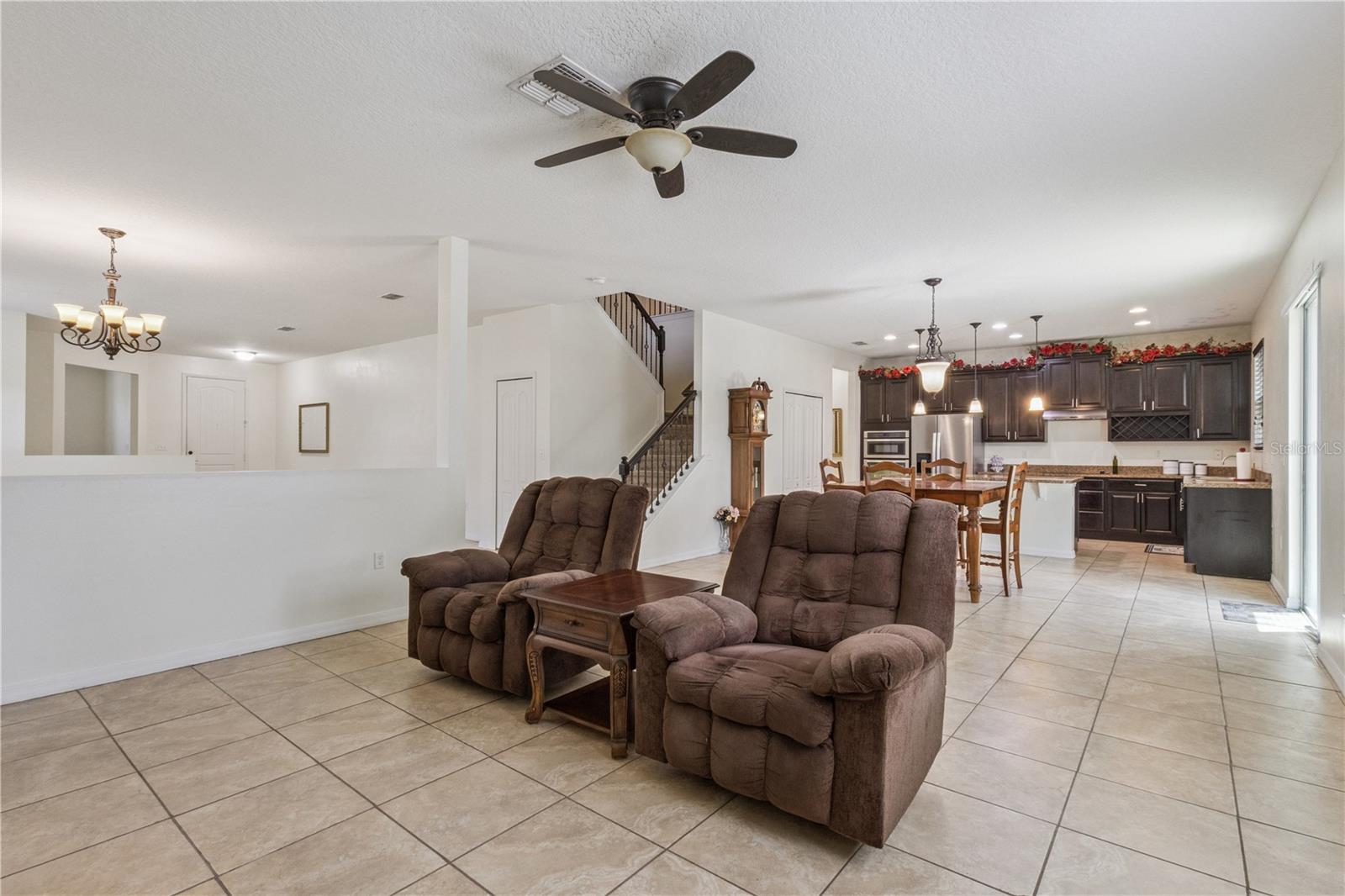 1572 AUBURN HILLS CT, TAVARES, FL, 32778