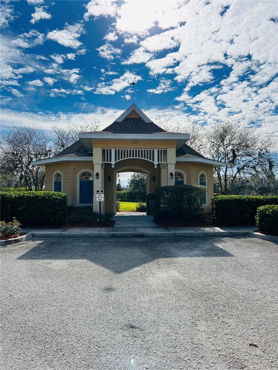 9096 IRON OAK AVE, TAMPA, FL, 33647