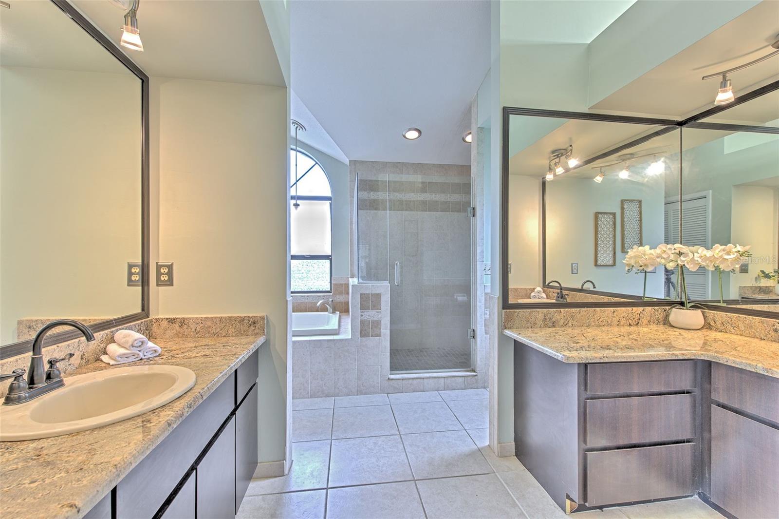 3816 BUCKINGHAM LOOP DR, VALRICO, FL, 33594