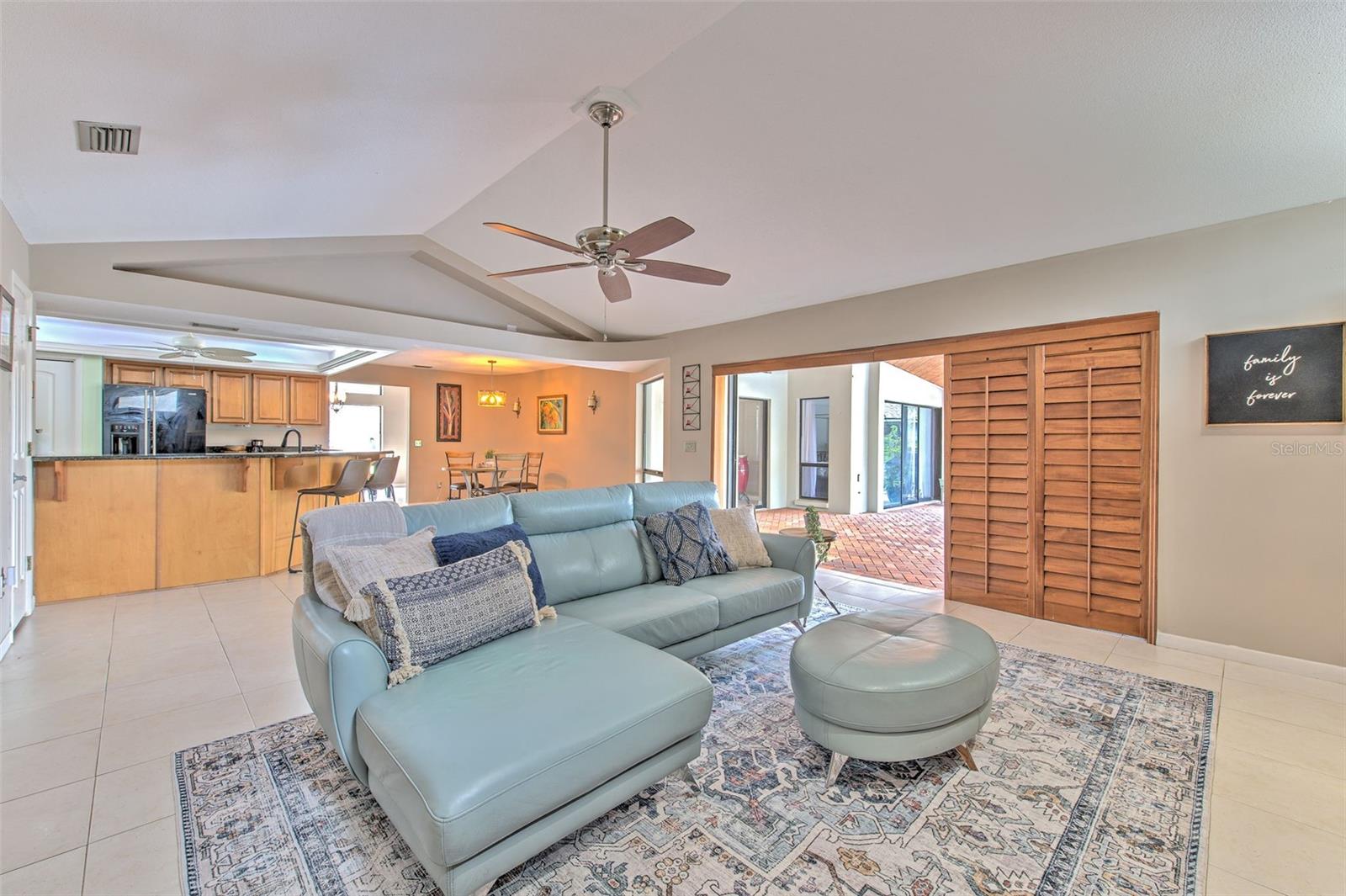 3816 BUCKINGHAM LOOP DR, VALRICO, FL, 33594