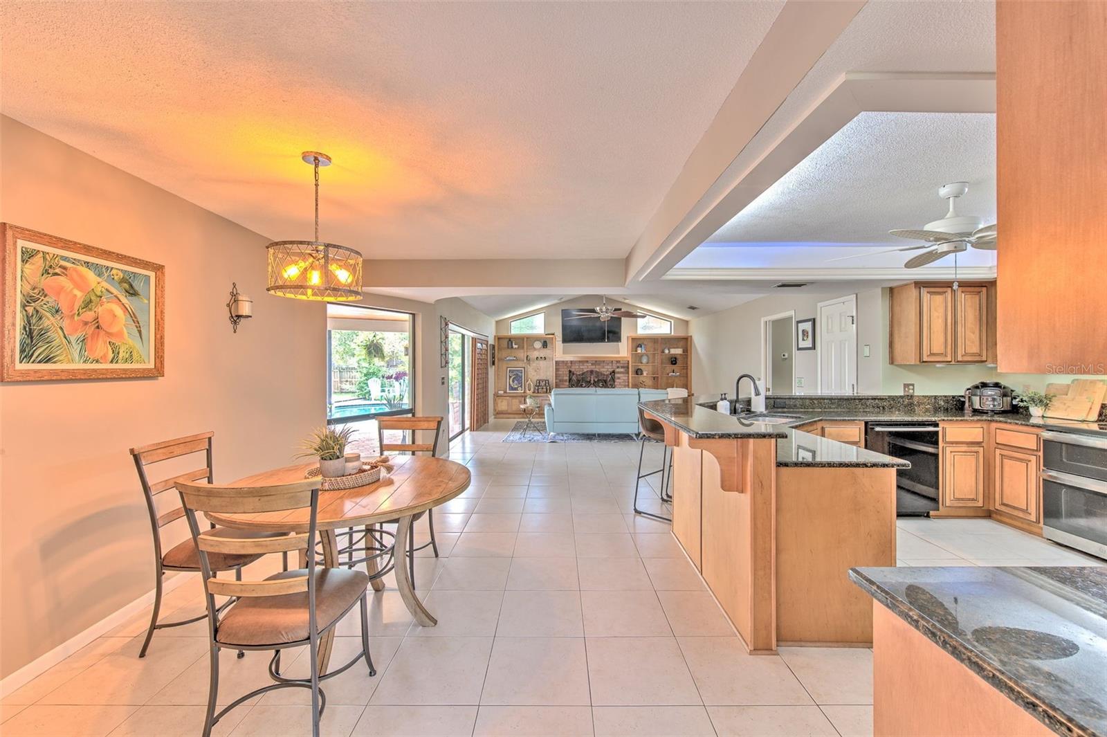 3816 BUCKINGHAM LOOP DR, VALRICO, FL, 33594