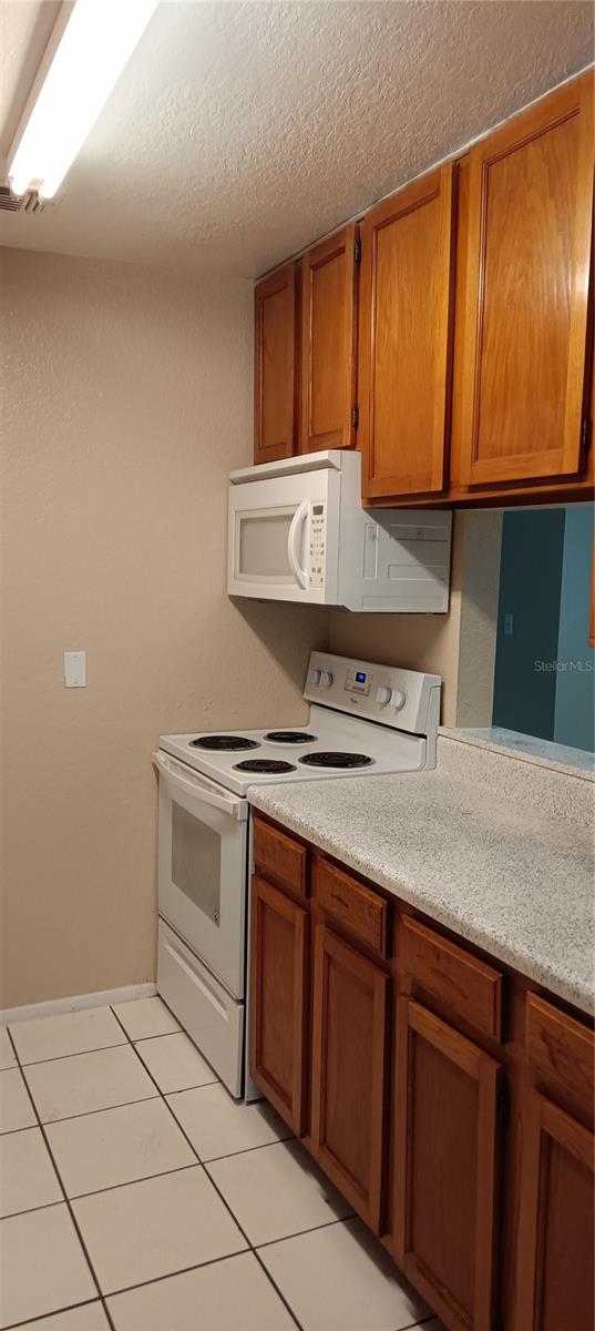 3973 VERSAILLES DR #3973F, ORLANDO, FL, 32808