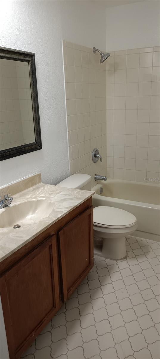 3973 VERSAILLES DR #3973F, ORLANDO, FL, 32808
