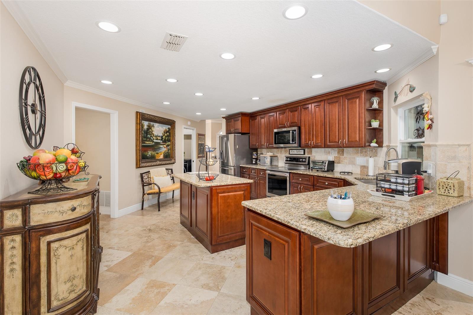 321 WATERFORD CIR E, TARPON SPRINGS, FL, 34688